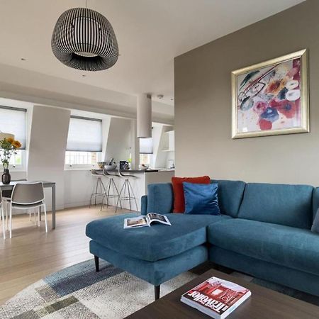 Wells Court By Aeria Apartments London Ngoại thất bức ảnh