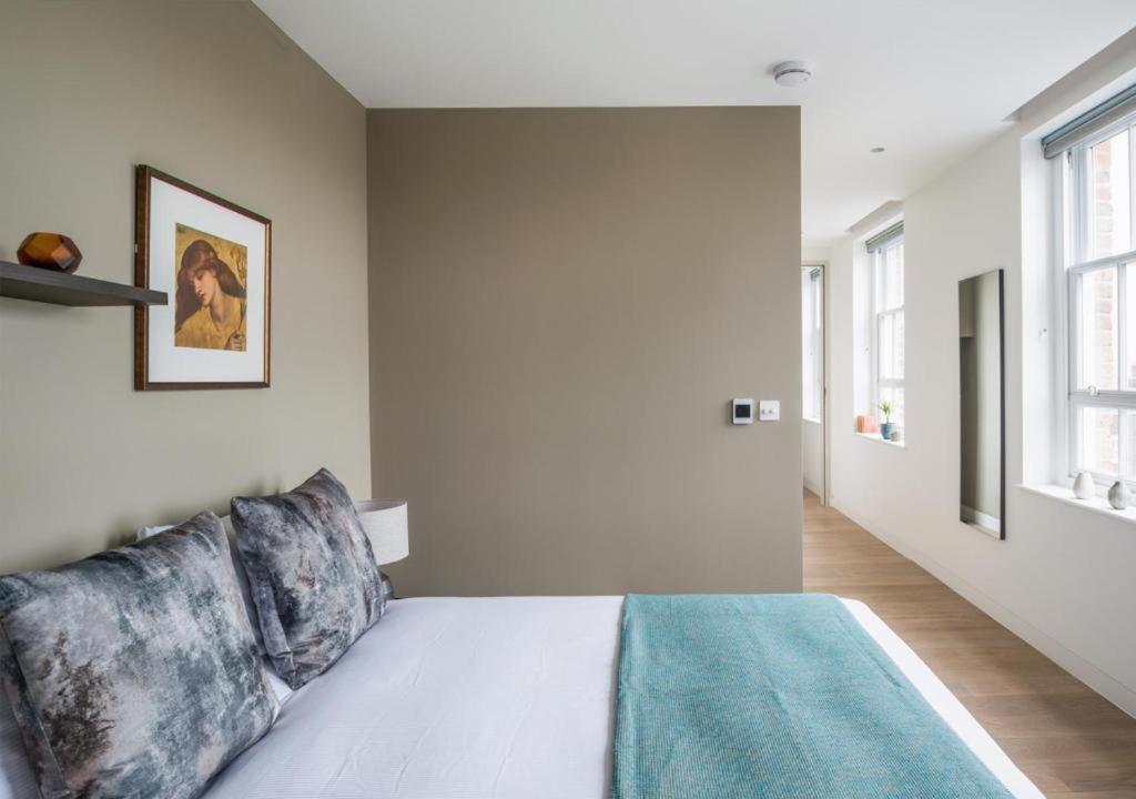 Wells Court By Aeria Apartments London Ngoại thất bức ảnh
