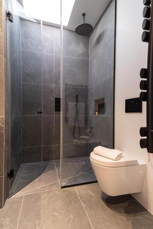 Wells Court By Aeria Apartments London Ngoại thất bức ảnh